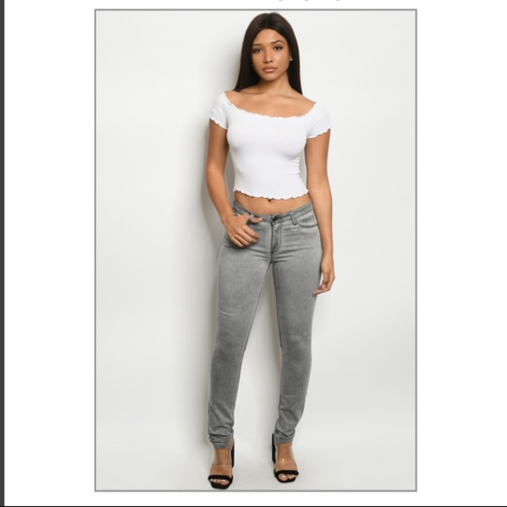Ontwelfth Boutique Denim Gray